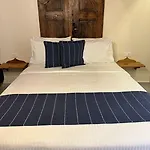 Midgard 4* עיר רודוס